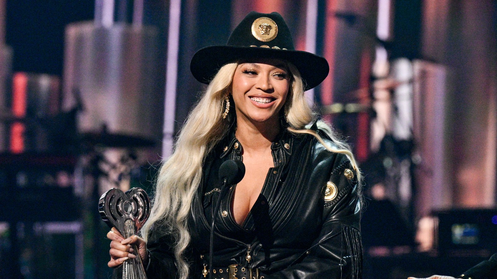How To Buy Beyoncé ‘Cowboy Carter’ Tour Tickets Online 2025 How To Buy Beyoncé ‘Cowboy Carter’ Tour Tickets Online 2025