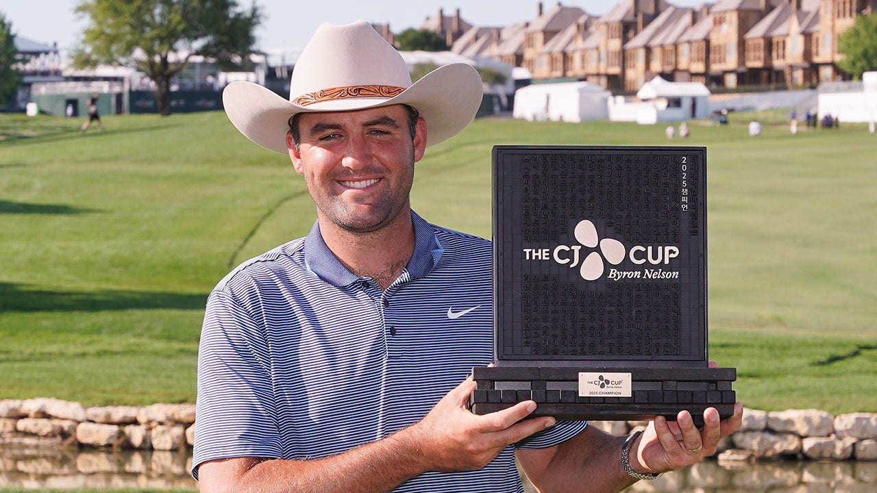 Scottie Scheffler ties PGA Tour record in win Scottie Scheffler ties PGA Tour record in win