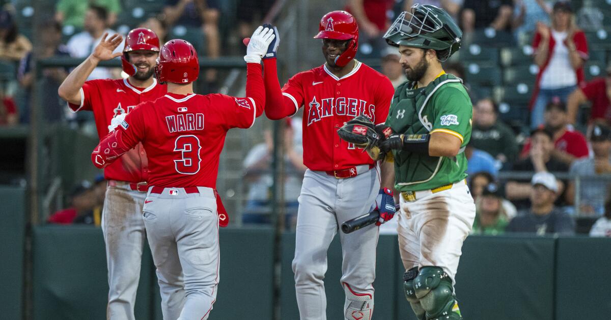 Taylor Ward and Nolan Schanuel power Angels to 4th straight win Taylor Ward and Nolan Schanuel power Angels to 4th straight win
