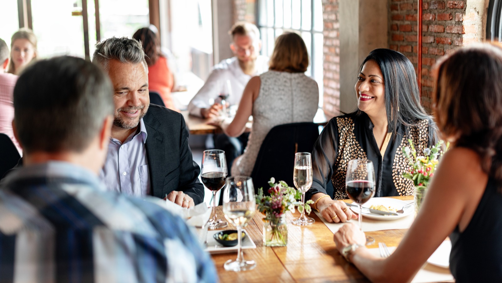 The Unexpected Beloved Beverage That Breaks Traditional French Etiquette While Eating A Meal The Unexpected Beloved Beverage That Breaks Traditional French Etiquette While Eating A Meal